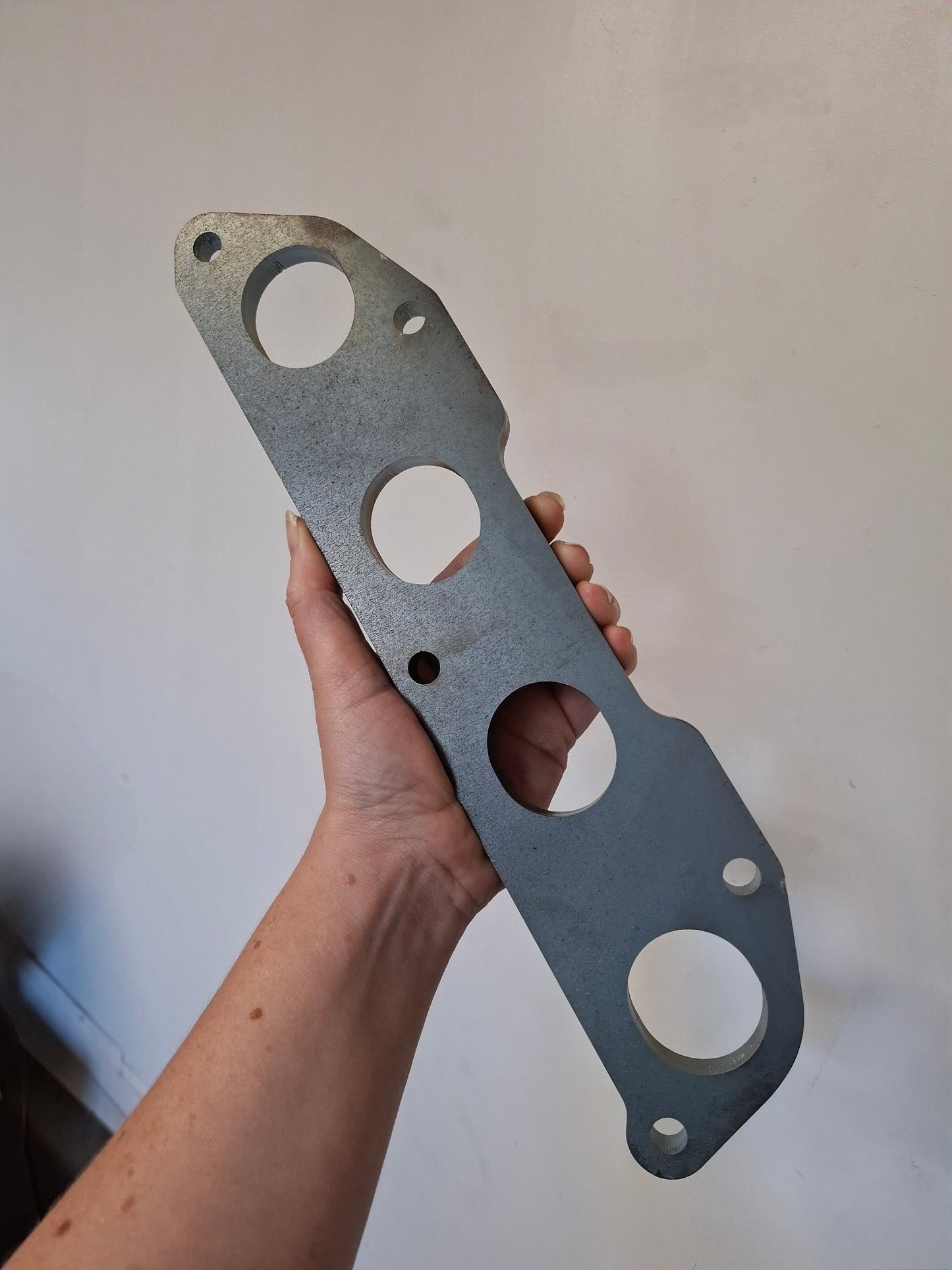 K24 exhaust manifold flange