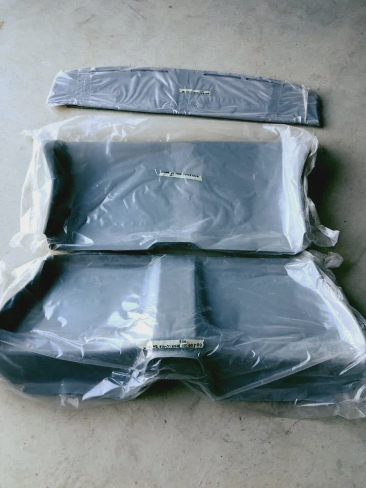 NISSAN SILVIA S13 REAR SEAT DELETE.
